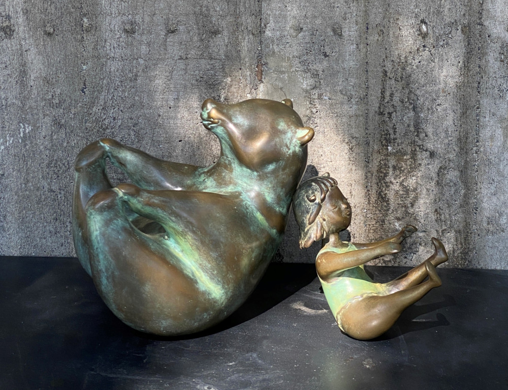 余敏慈_平衡 (版數30)_青銅_17.5x13.5x17cm(左)12x6x11cm(右)_2024