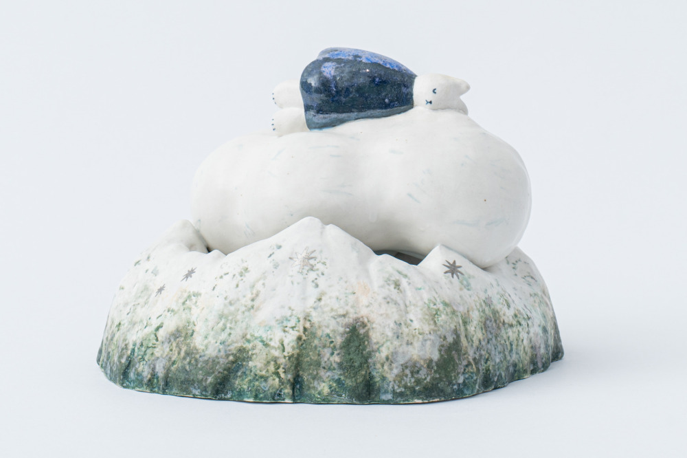 森酪梨_山的呼吸_陶土、釉藥、琉璃_21x18x14_2025