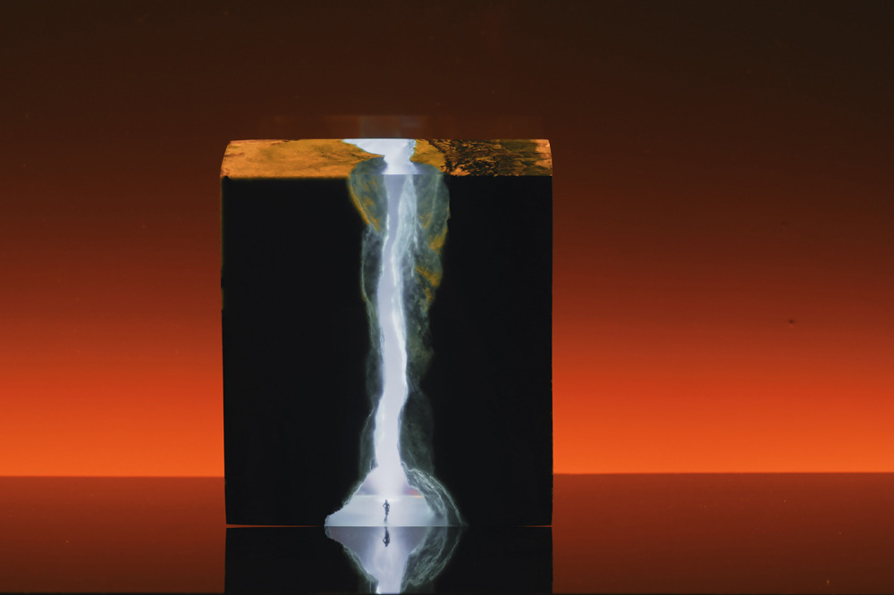 李曜丞_隨光飄流5-峽谷_蛇紋石、環氧樹脂、LED_16.3×8.5×19 cm_2025