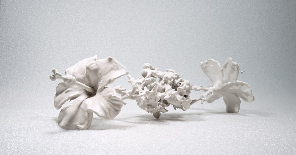 何宇森_雙生 Twin Kinships_不鏽鋼、鋁、玻璃纖維強化塑膠、汽車清漆_62x17x14cm_2025