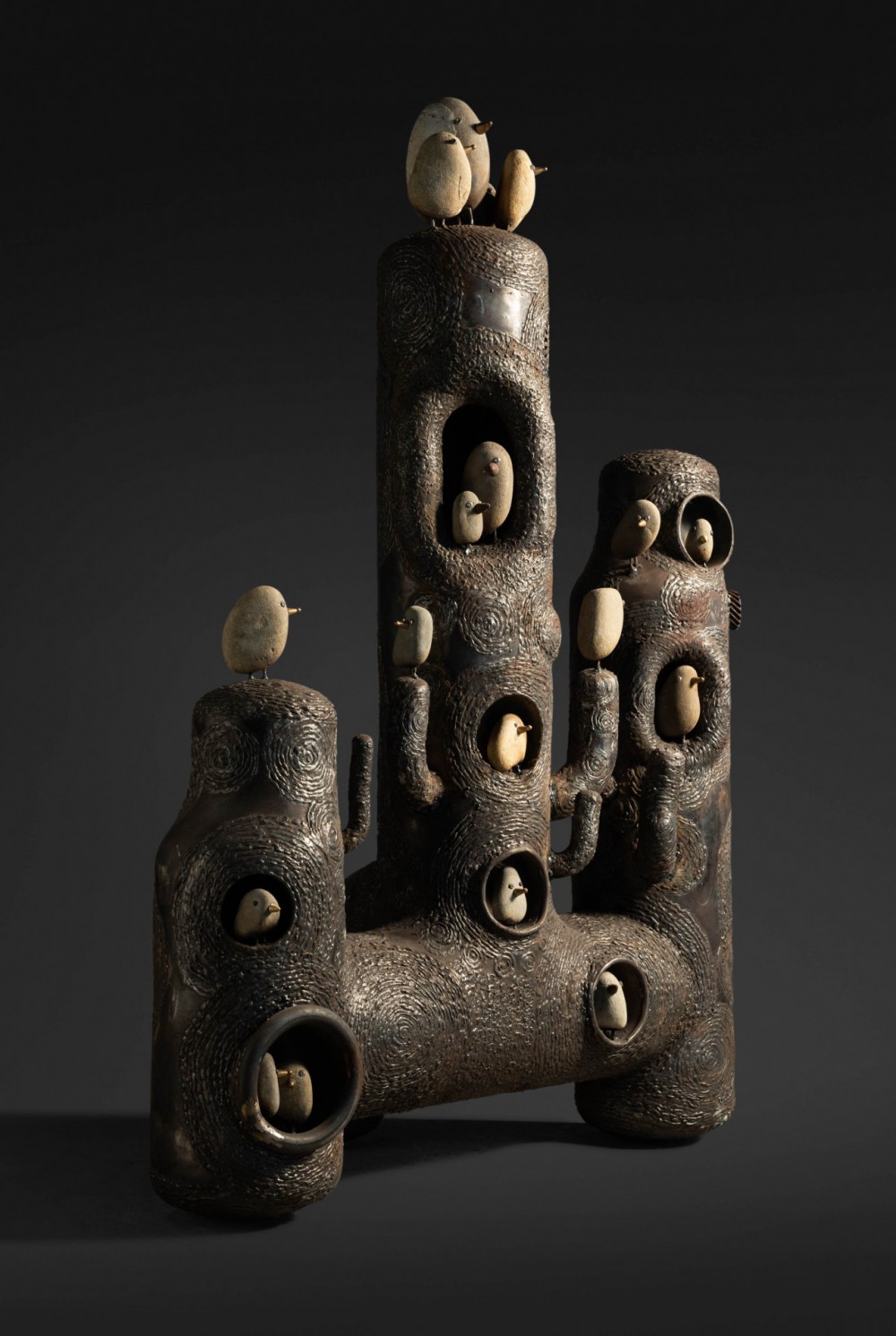 山上閱讀 134×50×95cm 鐵、石 2021