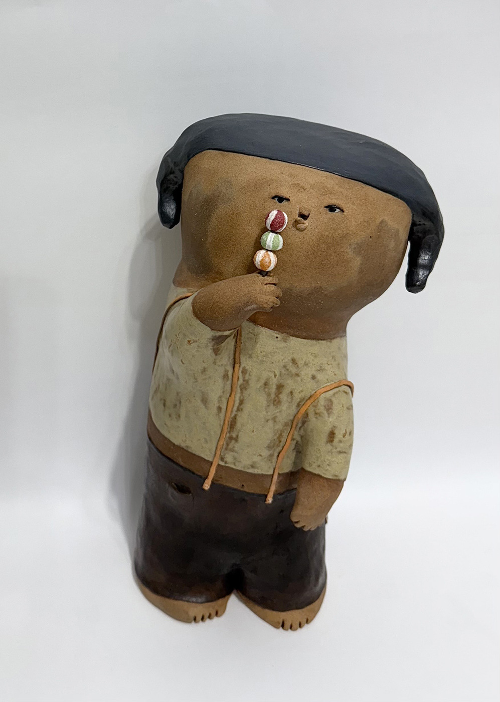 常玉蘭_甜甜的_陶、化妝土、釉_13.1x14x26.8_2025