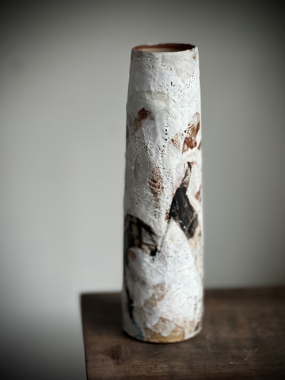 羅士亷 Item#004 1250高溫電窯燒、台灣本地黃土 9.5x9.5x33cm 2023