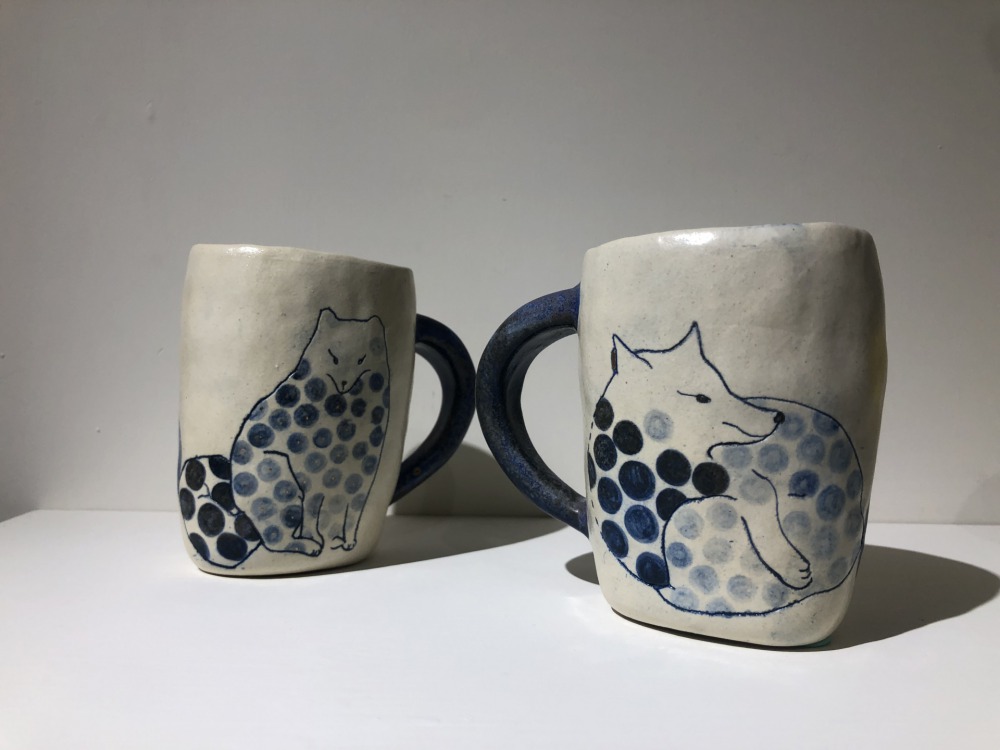 胡慧琴 白狐平衡石手捏杯 瓷 5x8x12cm(單件) 2020