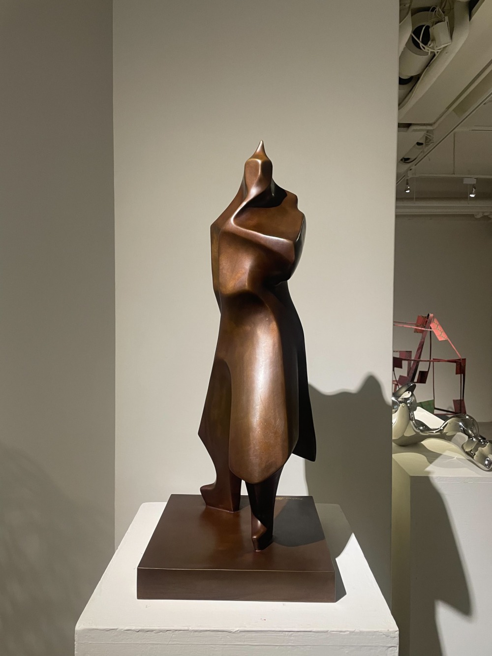 關公 27x31x68cm 銅 2004