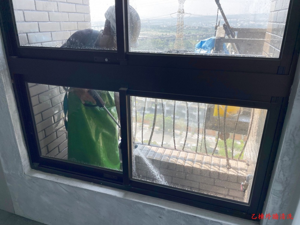 乙棟外牆清洗